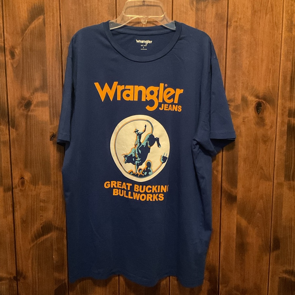 Wrangler Navy Short-Sleeve Graphic Tee with Orange Logo